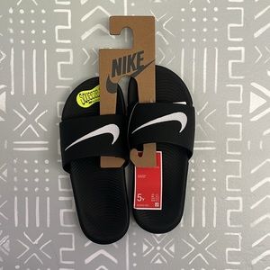 Nike Kawa Slide Sandal - Kids Black White Slides NWT Solar Soft